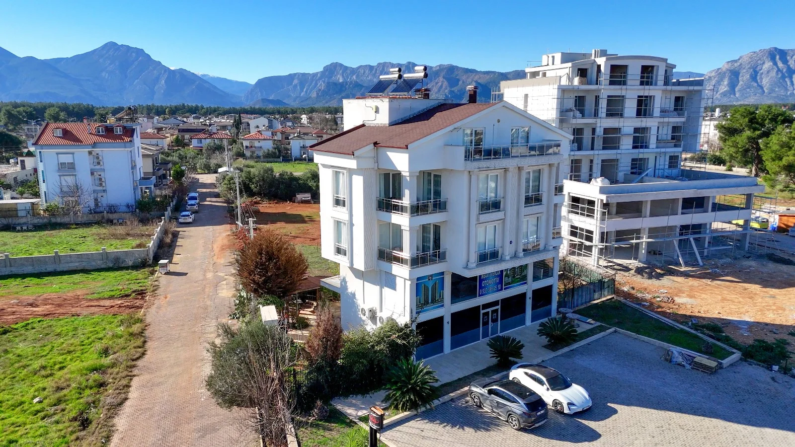 Building and surroundings · Current condition